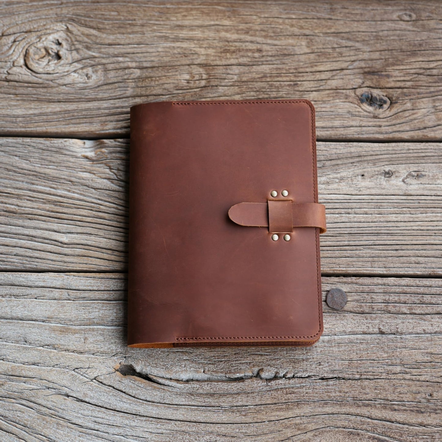 JJNUSA Handmade Leather Sketchbook Cover, Leather Artist Sketch Pad Cover for 5.5" x 8.5" Sketchbook, Drawing Book and Pencil Case, Journal Notebook Portfolio, Artis Drawing Gifts Brown