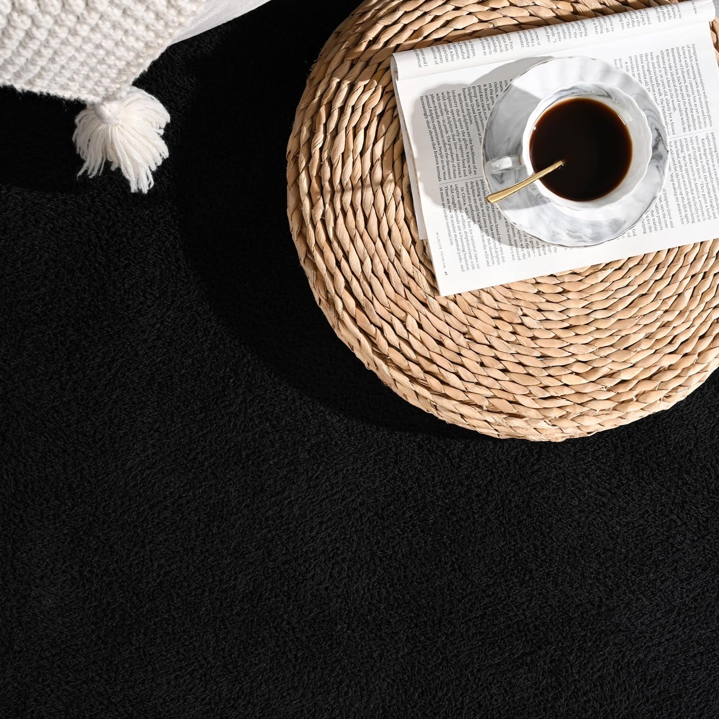Gifeas Ultra Soft Round Area Rugs for Living Room Bedroom, 4x4 Feet Black Thickened Memory Foam Modern Indoor Circle Carpets, Non-Slip Comfy Circular Rug for Boys Girls Nursery Room Home Decor