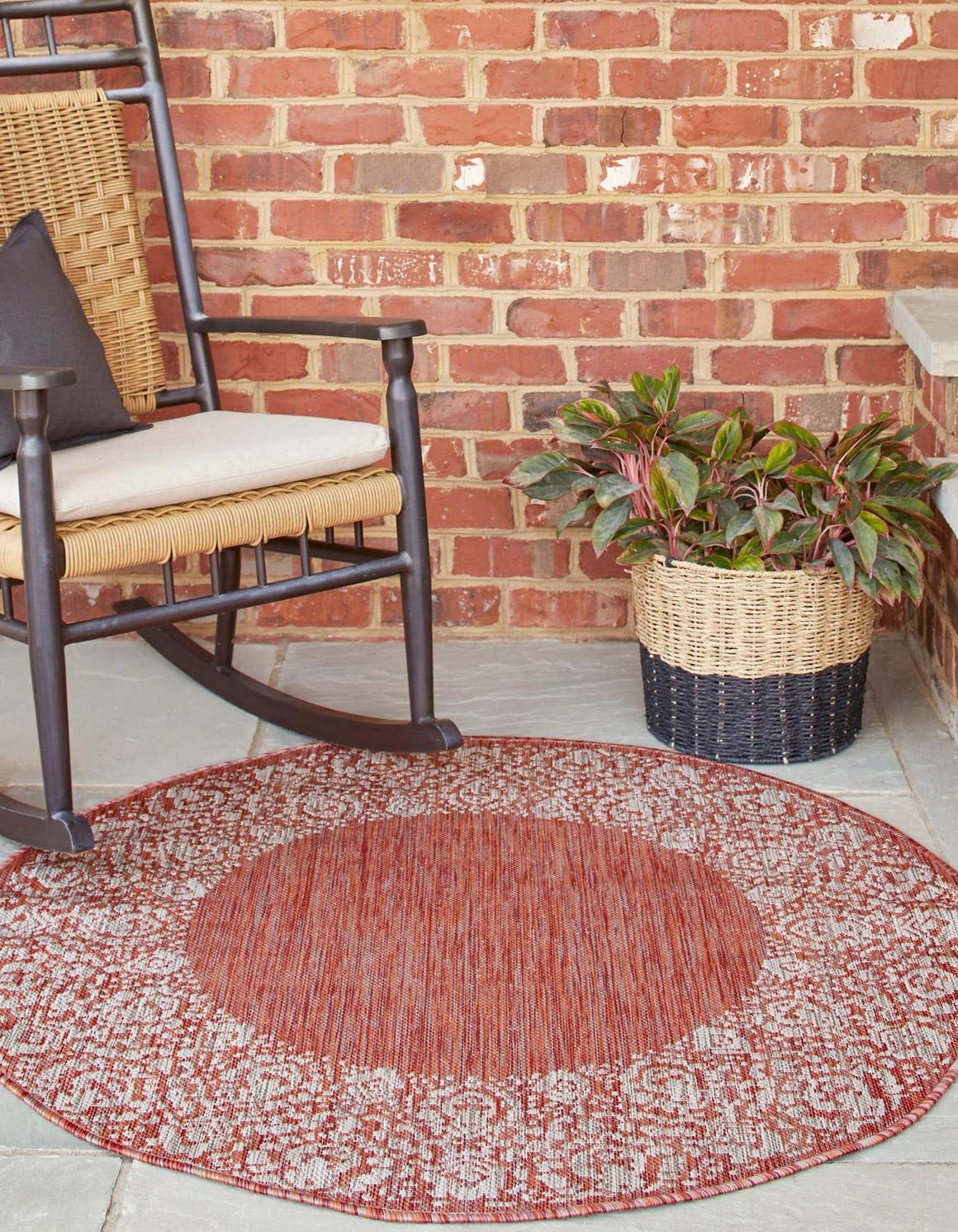 Unique Loom Outdoor Border Collection Area Rug - Floral Border (10' 8" Round Rust Red/Ivory)