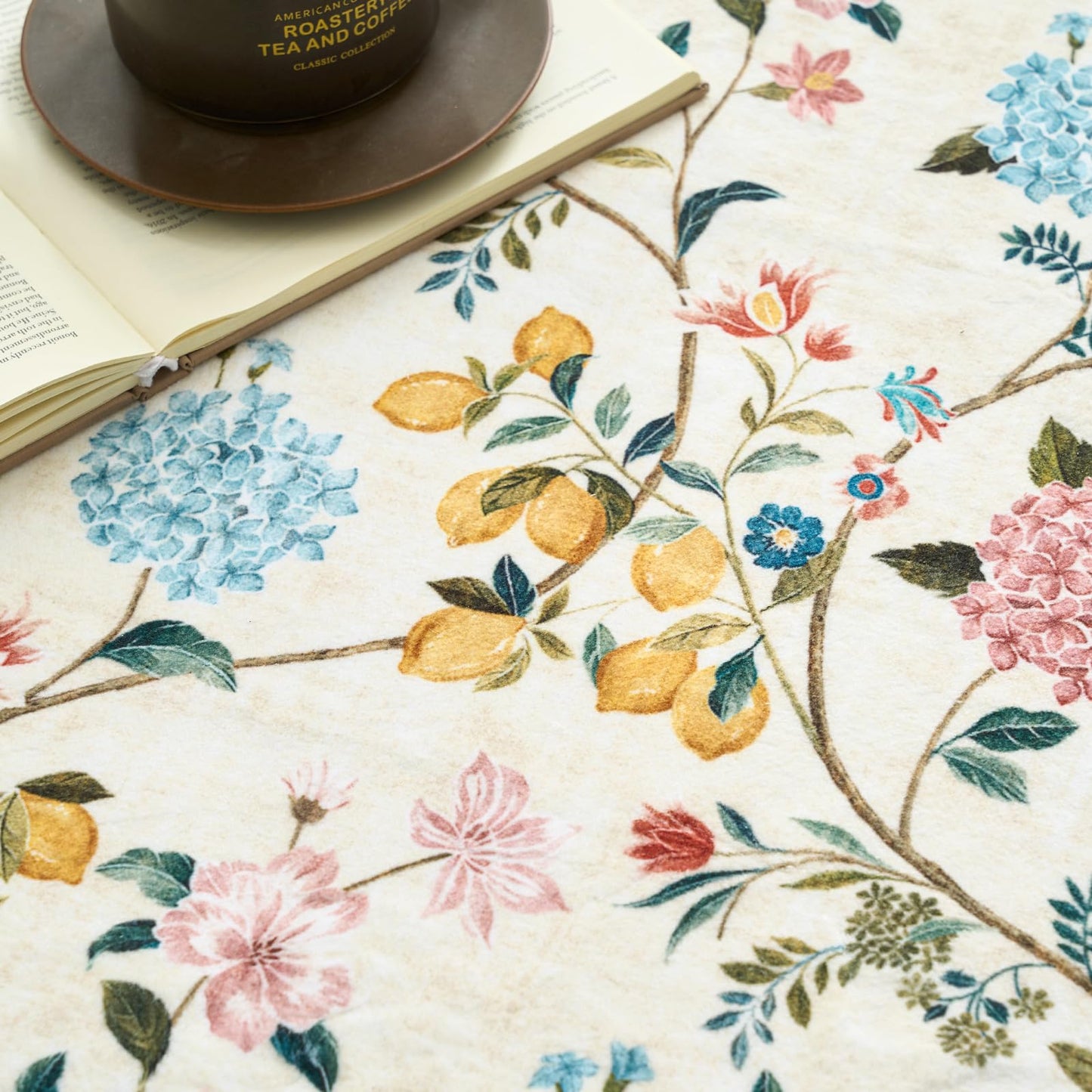 jinchan Area Rug 2x3, Floral Washable Indoor Entryway Doormat Chinoiserie Throw Non Slip, Low Pile Small Botanical Soft Rugs Retro Carpet for Bedroom Bathroom Decor Beige/Pink