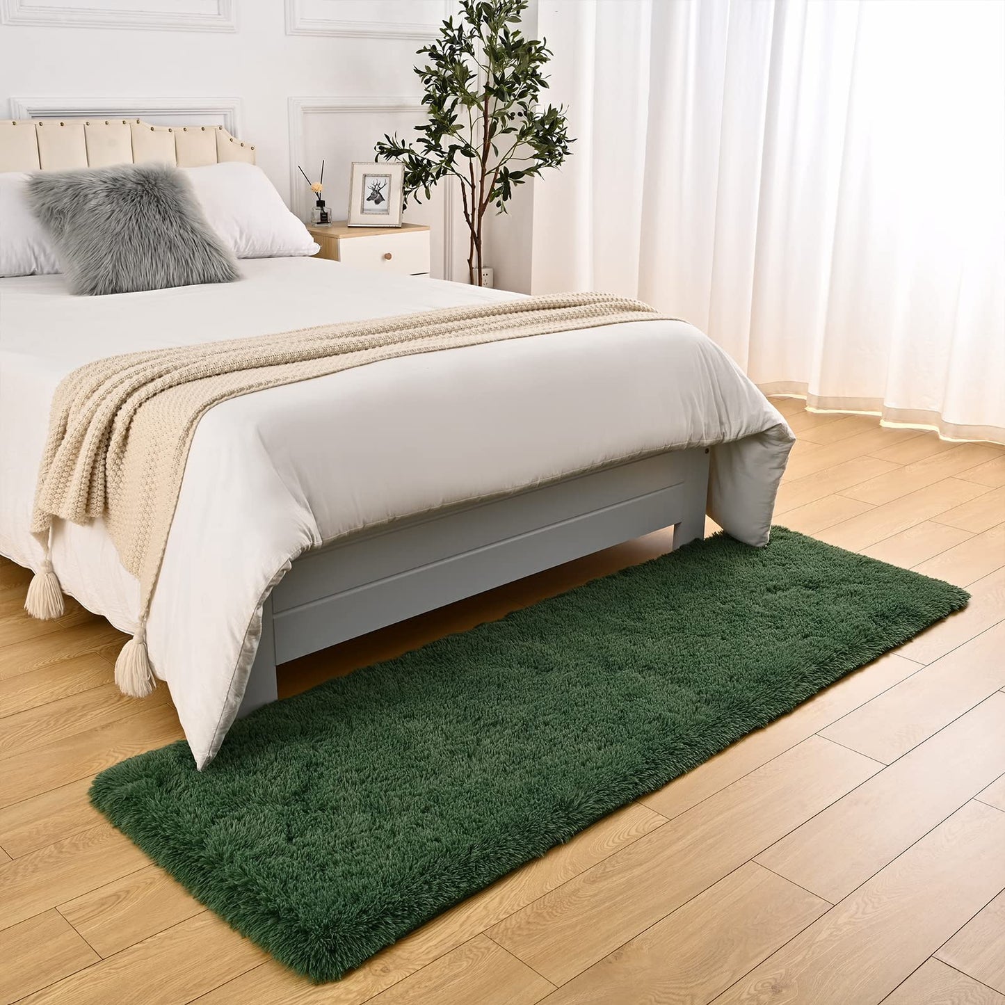 DweIke Fluffy Dark Green Runner Rugs for Bedroom, 2x6 Feet Soft Plush Long Runners for Girls Boys Kids, Non-Slip and Machine Washable Bedside Rug, Small Throw Carpet for Hallway Rooms Decor