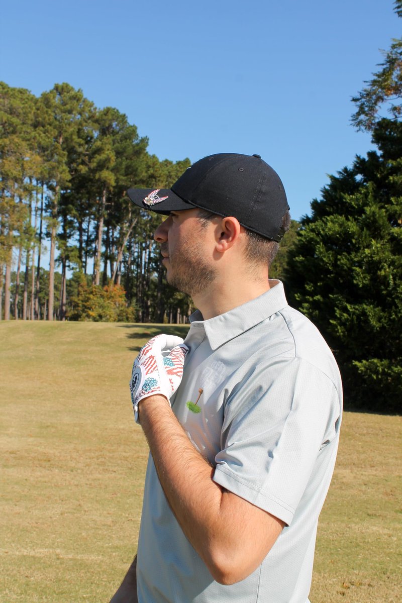 MULLIGAN HOOLIGAN® Men's Golf Glove | Premium Cabretta Leather & Mesh, Breathable Moisture-Wicking Comfort, Unique Standout Design for Men & Women (Patriotic USA Flag, Large, Worn On Right Hand)