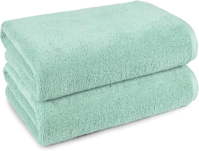 Amazon Basics Quick-Dry Lightweight Moisture Absorbing Bath Towel, 100% Cotton