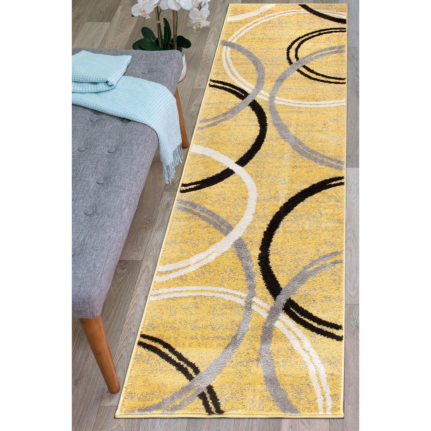 Rugshop Wavy Circles Design Runner Rug, Fade-Resistant Carpet for Hallway, Entryway, or Kitchen, Yellow, 2' x 7'2"