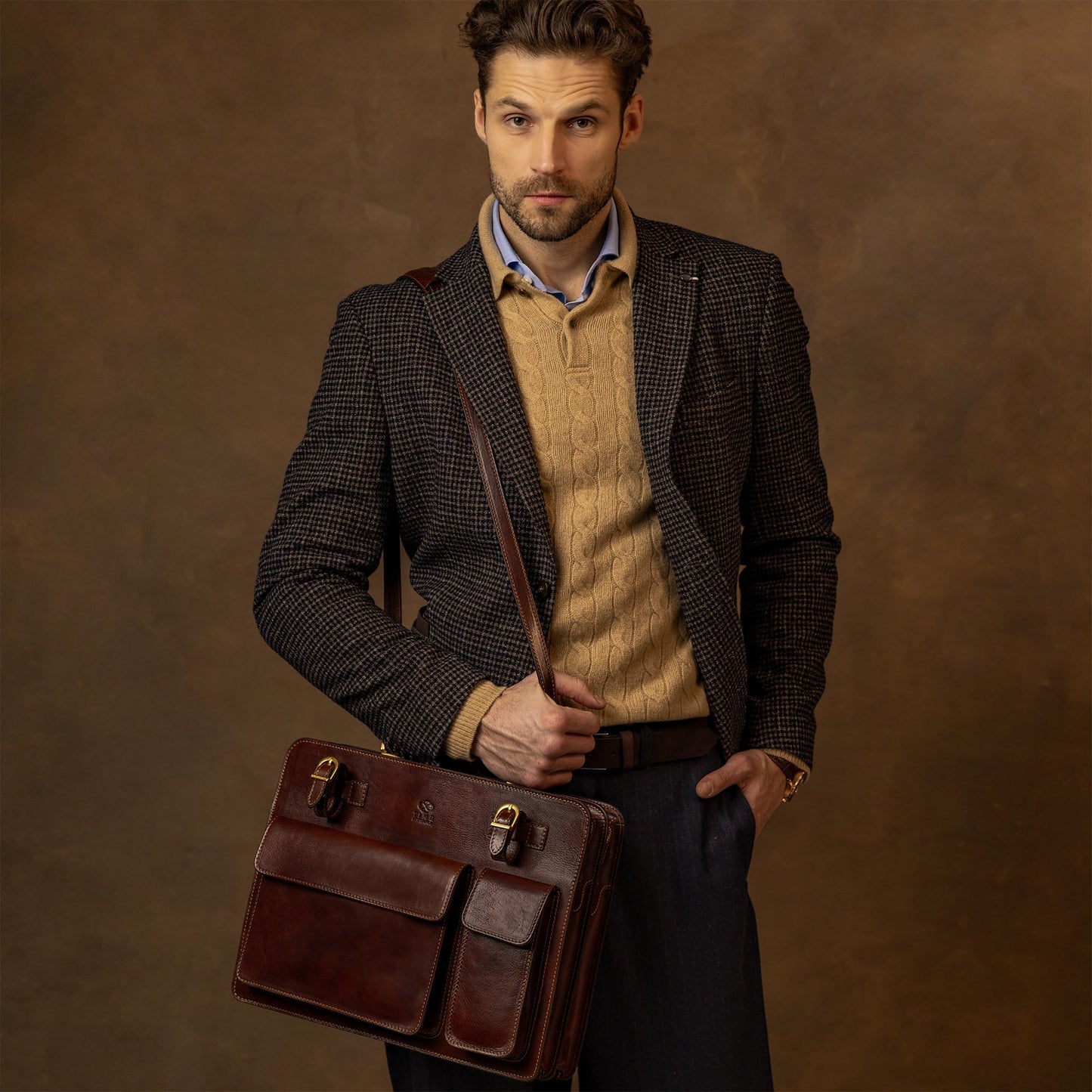 Time Resistance Leather Briefcase - Classy Leather Bag for Men - Business Briefcase - Vintage Bag made in Italy