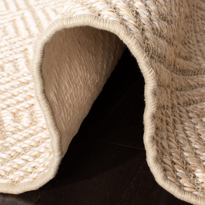 SAFAVIEH Palm Beach Collection Area Rug - 6' x 9', Beige & Beige, Sisal Design, Non-Shedding & Easy Care, Ideal for High Traffic Areas in Living Room, Bedroom (PAB360A)