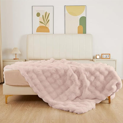 Pink Fluffy Blanket Queen Size 90x90 Faux Fur Soft Furry Blanket for Bed Couch Cozy Fuzzy Throw Queen Blankets for Bedroom Home Decor 1000 GSM