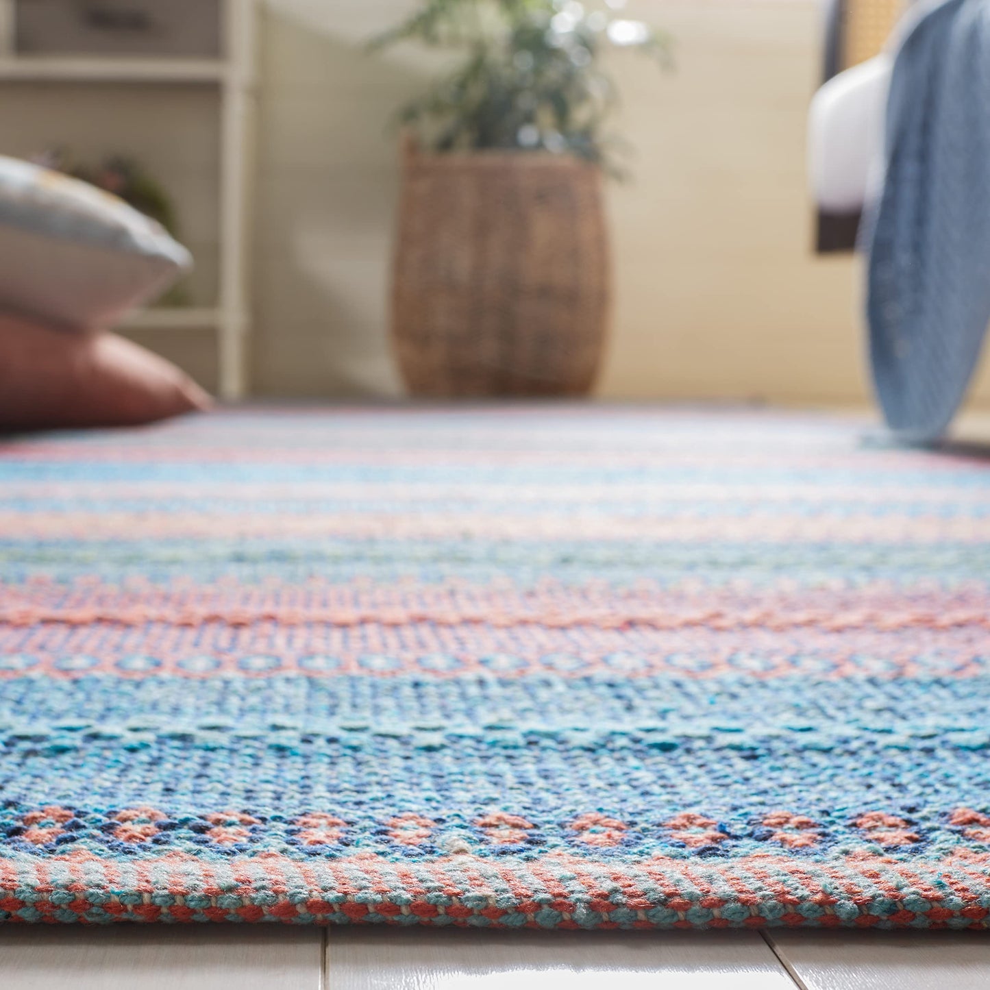 SAFAVIEH Montauk Collection Area Rug - 6' Square, Blue & Orange, Handmade Flat Weave Boho Stripe Cotton, Ideal for High Traffic Areas in Living Room, Bedroom (MTK851N)