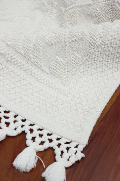 COTTON CRAFT Woven Area Rug - 2 Pack Cotton Jacquard Textured Rug - Boho Farmhouse Rustic Throw Rug with Fringe - Machine Washable Accent Mat for Bedroom Living Room Entryway Nursery - 20x32 - White