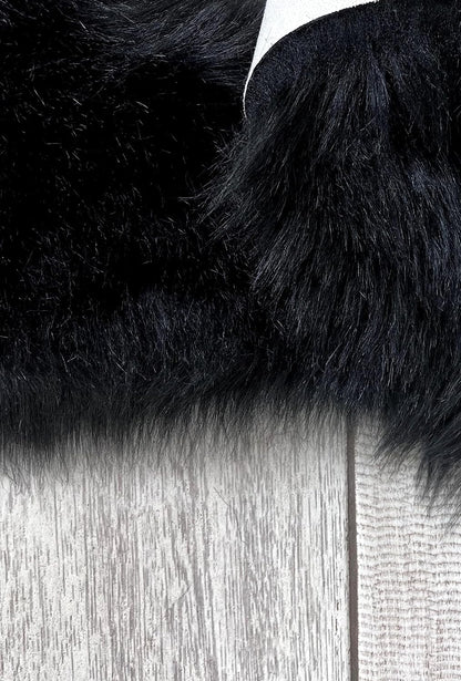 LAMBZY Sheepskin Style Rug, Ultra Soft 6 Pelts, Black, 6’x6’