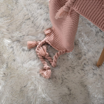 Goolela Fluffy Faux Sheepskin Fur Rug 4x6 White with Grey Tips Fuzzy Furry Plush Rug for Bedroom Living Dining Room Office Soft Shaggy Carpet Rectangle