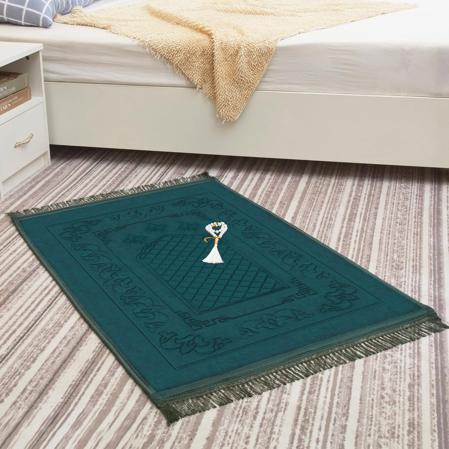 YAZEIN Muslim Prayer Rug with Tasbih Prayer Beads, Soft Large Prayer Matt Islam, Padded Islamic Prayer Mat Thick for Men and Women, Janamaz, Sajadah (Green)
