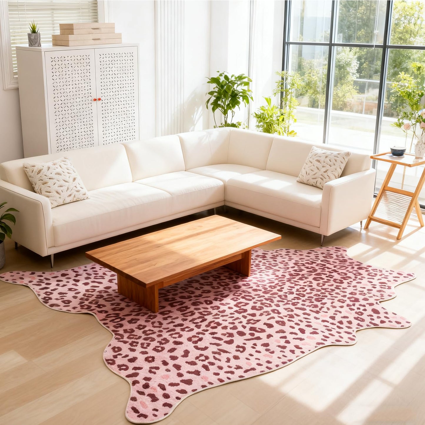 YulyreZome Leopard Rug, Cheetah Print Area Rug 4.6x5.2 Feet Faux Animal Print Skin Carpet for Living Room Bedroom Home Decor (Pink)