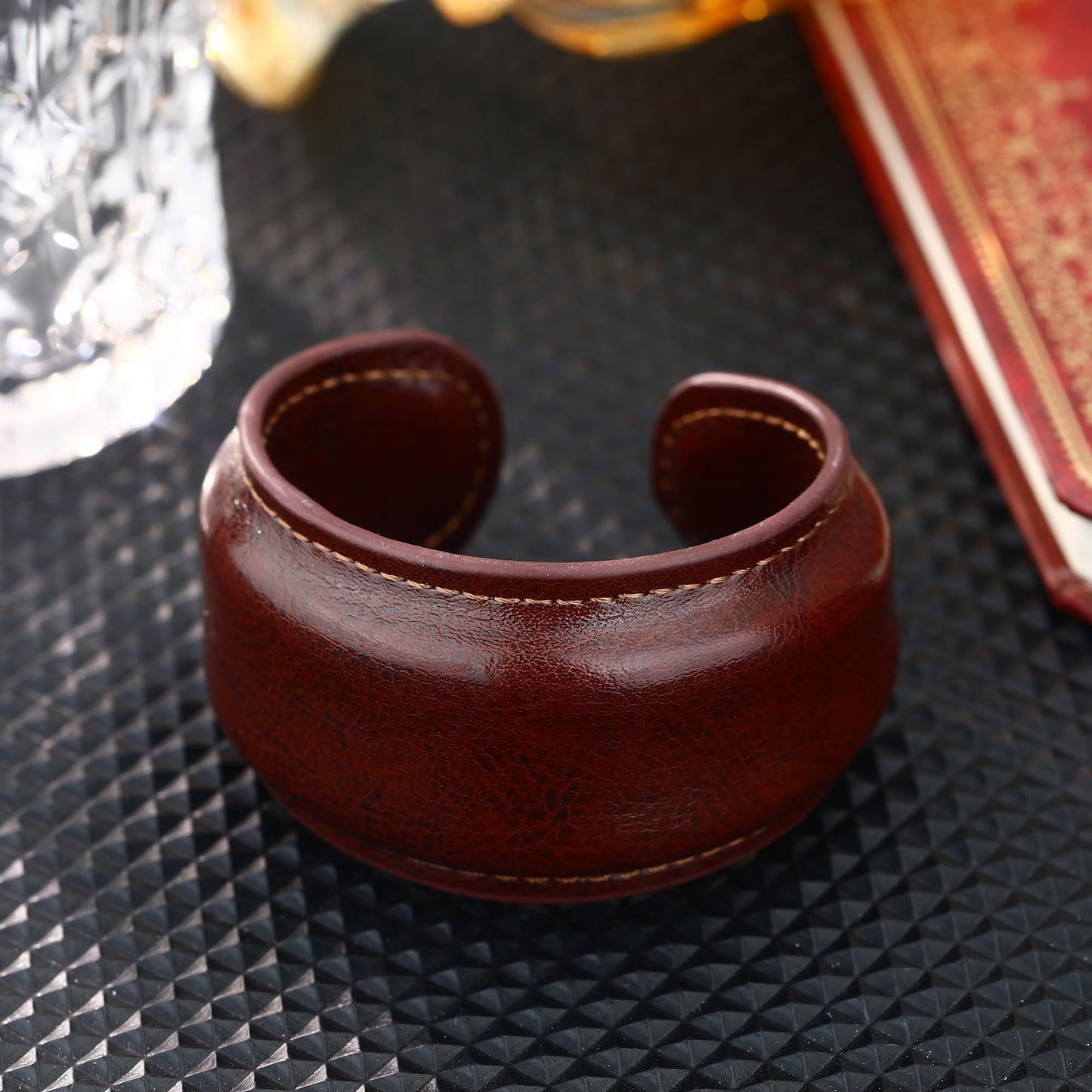 EVEYE 2026 Vintage Brown Leather Cuff Bracelet, Wide Leather Open Bangle, Retro Wristband Jewelry for Men Women