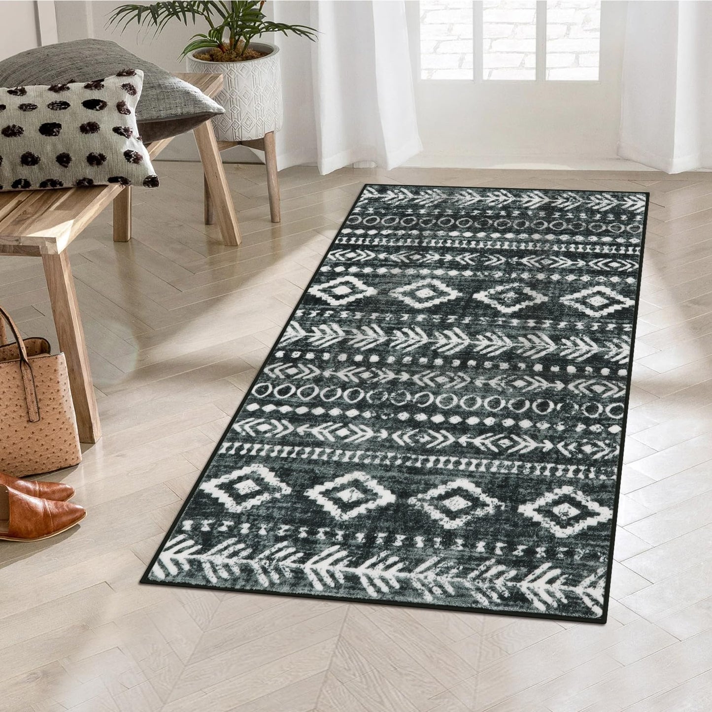 Lahome Boho Moroccan Kitchen Rug, Washable Black White 2x4 Entryway Rugs Non Slip with Rubber Backing, Low-Pile Soft Farmhouse Tribal Print Throw Rug Indoor Small Carpet for Bathroom Entry Varena