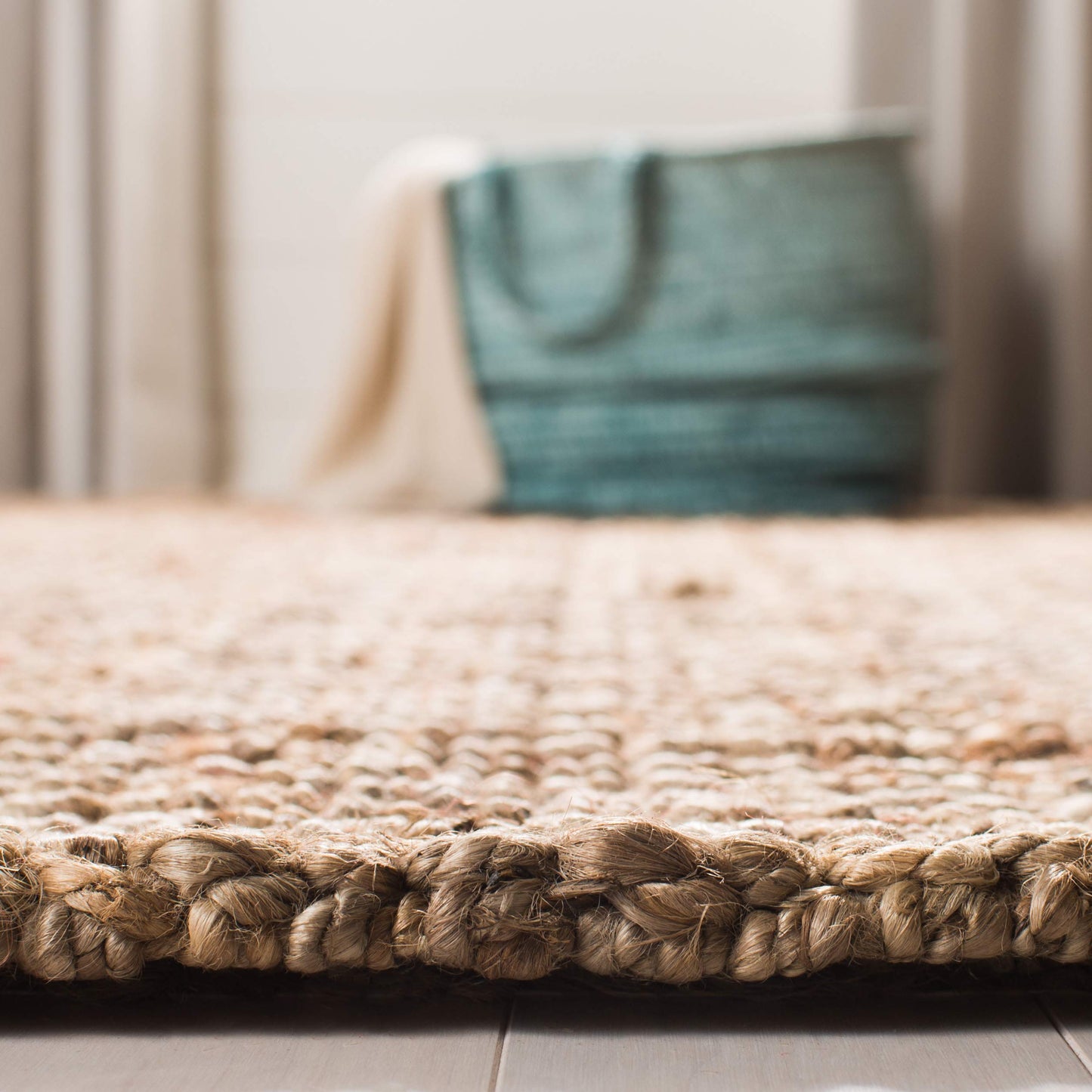 SAFAVIEH Natural Fiber Collection Runner Rug - 2'6" x 6', Natural & Grey, Handmade Jute, Farmhouse Style, Chunky Textured Thick Pile (NF447M)