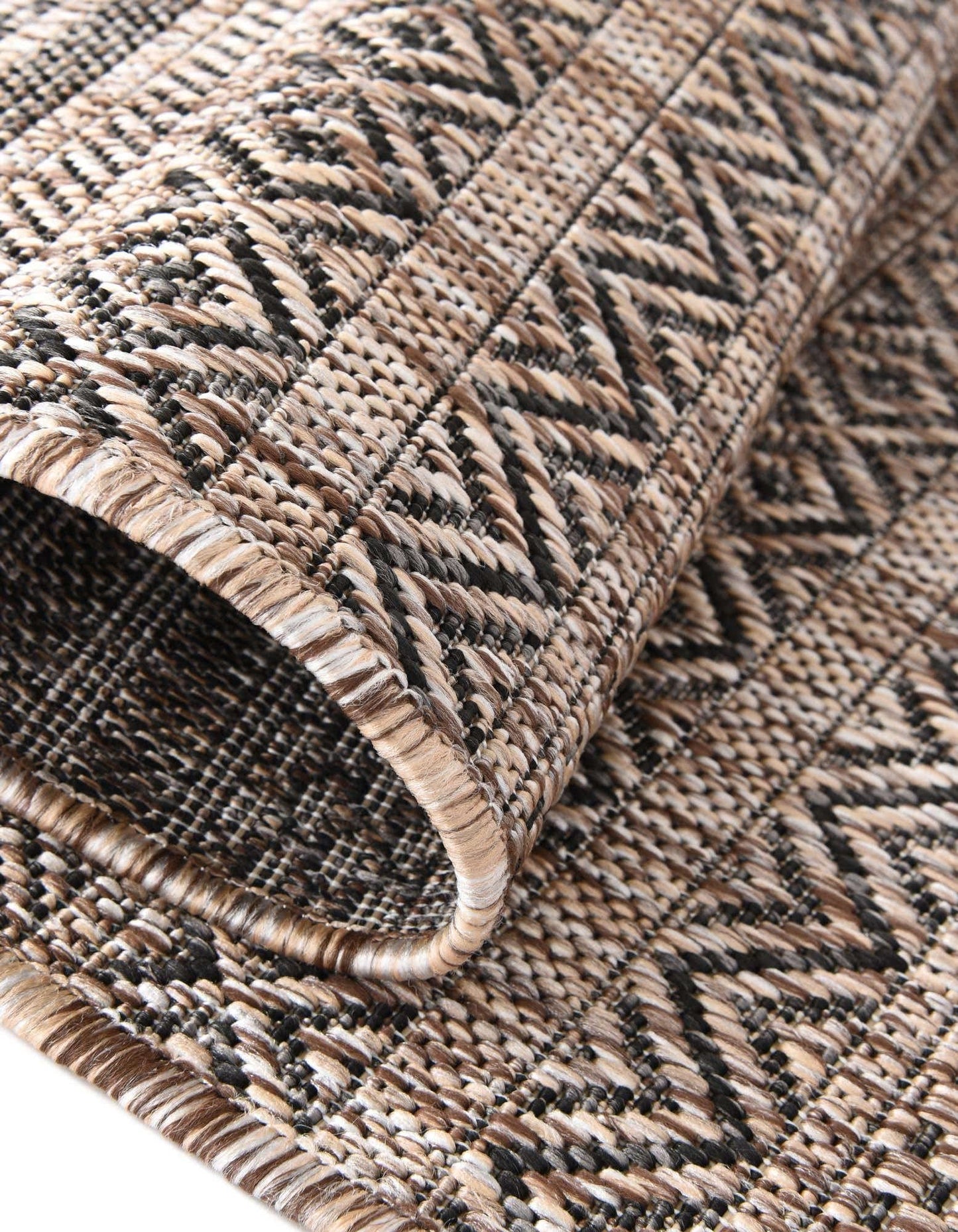 Unique Loom Outdoor Striped Collection Area Rug - Maia (7' 10" x 10' Oval, Natural/Black)
