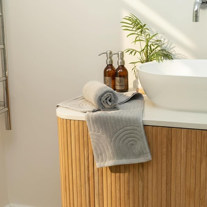 KIBAGA Decorative Hand Towels for Your Bathroom Or Kitchen – Luxurious Set of 2