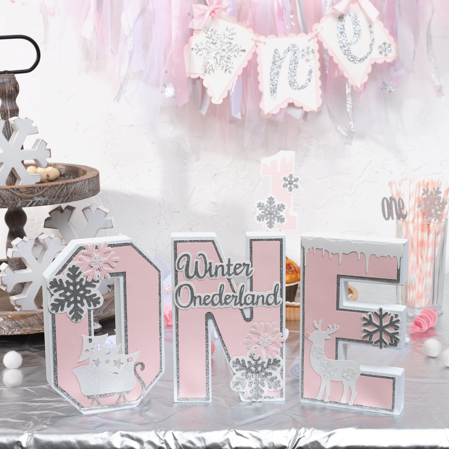 Snowflake One Letter Sign for 1st Birthday - Winter Onederland 1st Birthday Decoration, Winter Wooden One Table Centerpiece, Winter 1st Birthday Table Decor, Winter Onederland Birthday Photo Prop