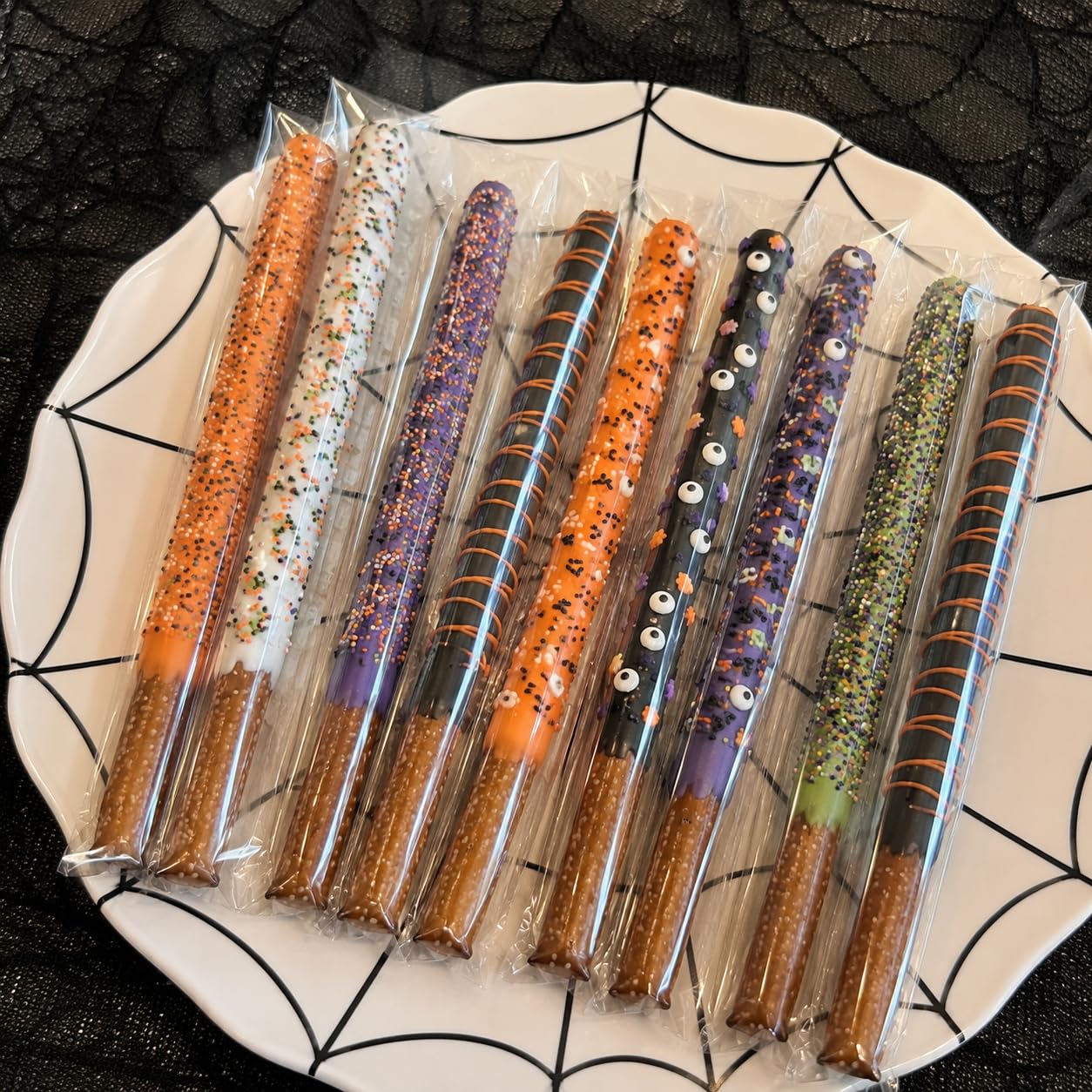 EKAPACKAGING 200Pcs 2x10 Inches Self Sealing Cellophane Bags Clear Pretzel Rod Bags for Treat, Candy Melts, Cookie, Popsicle, Ice Pop
