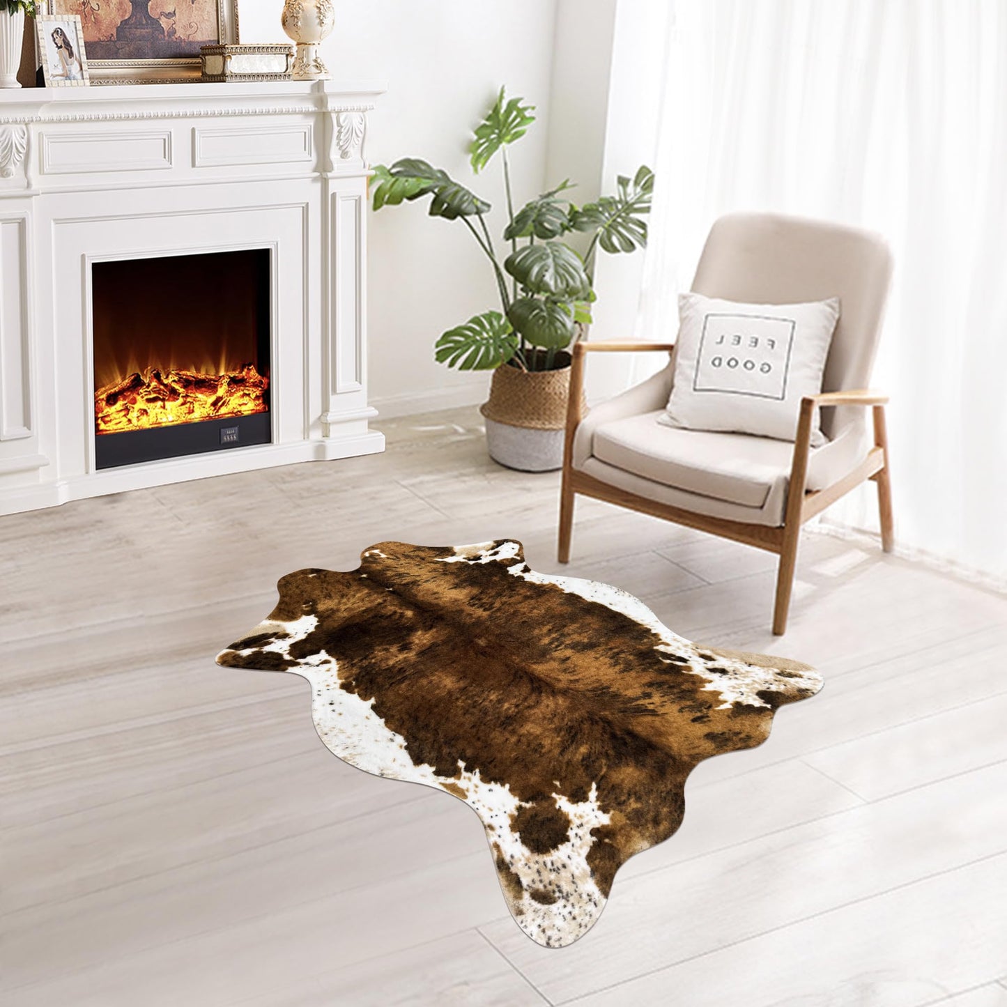 Aoczes Small Faux Cowhide Rug Cow Carpet Western Home Decor Cow Print Area Rug for Bedroom, Living Room, Kids Room, Table, Office, Brown, Mat, 3.6x2.46 Feet(75x110cm)