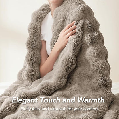 L'AGRATY Faux Rabbit Fur Blanket: 50" x 60" Luxury Soft Fluffy Thick Fur Throw Blanket for Couch Bed Sofa - Cozy Plush Bubble Blankets for Winter: Warm Flannel Fleece Decorative Blanket(Castle Grey)