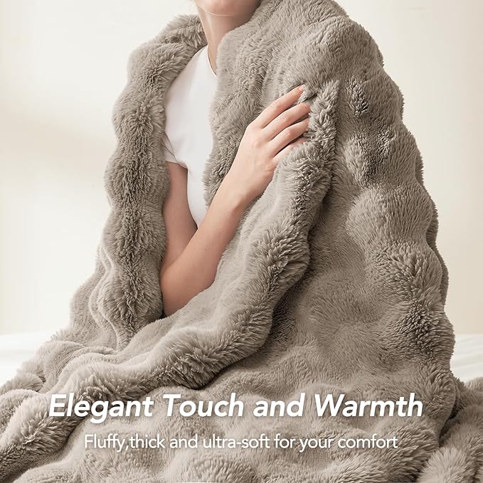 L'AGRATY Faux Rabbit Fur Blanket: 90" x 90" Queen Luxury Soft Fluffy Thick Fur Throw Blanket for Couch Bed Sofa - Cozy Plush Bubble Blankets for Winter: Flannel Fleece Decorative Blanket(Castle Grey)