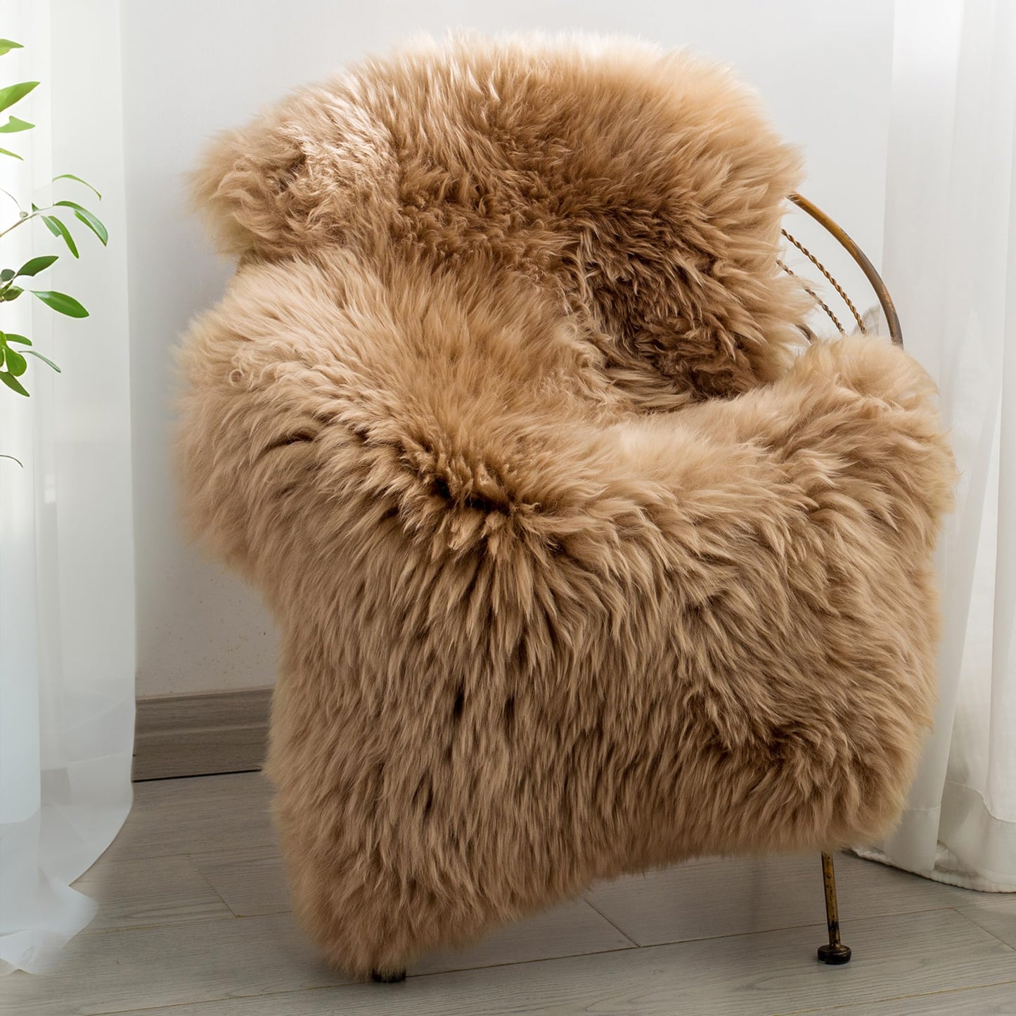 GINAMUSE Premium Genuine Sheepskin Area Rug for Bedroom,Real Fluffy Soft Wool Fur Carpet Natural Luxury Lambskin Rug Seat Chair Covers for Couch Sofa Living Room(Tan,2×3 Feet Sheepskin)