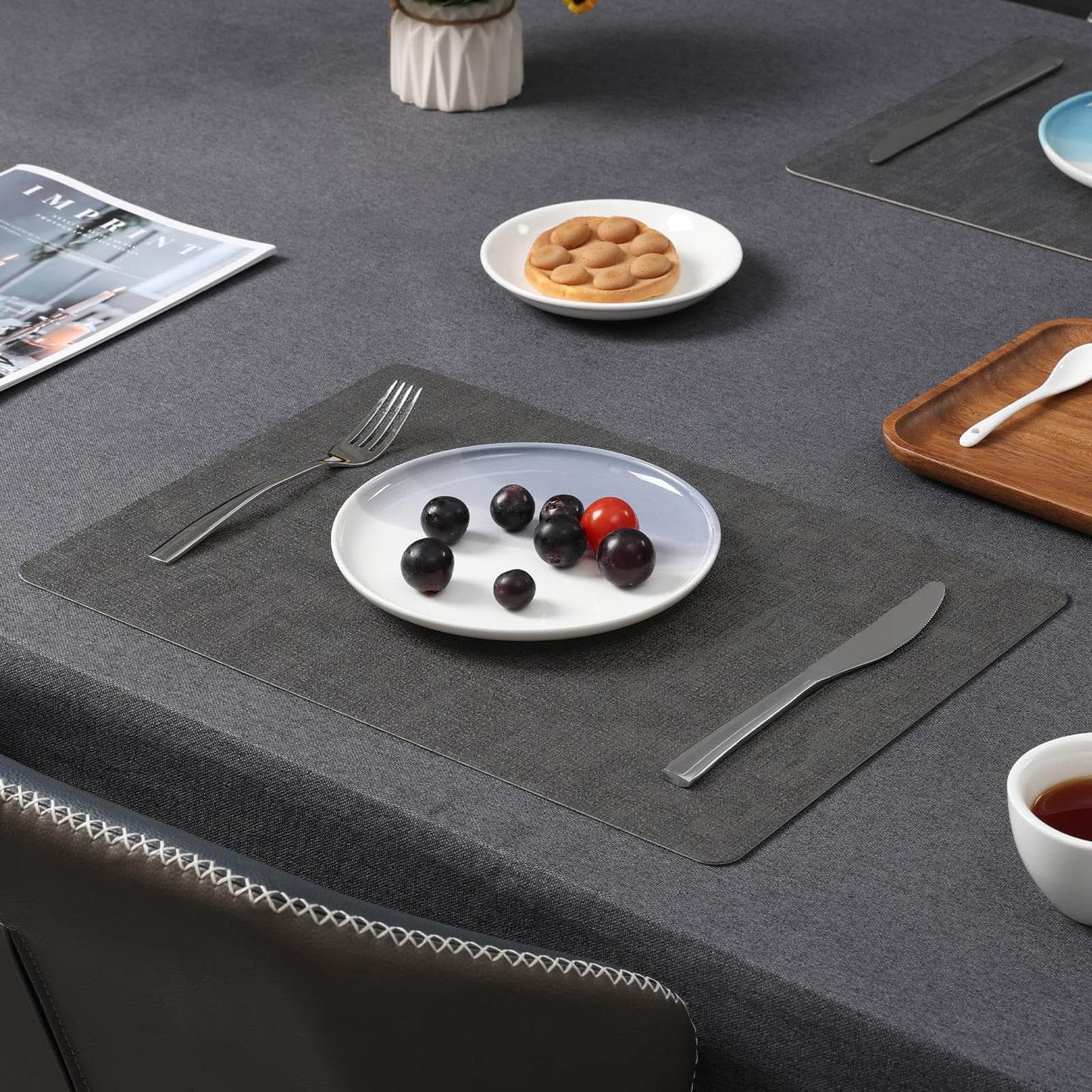 Myir JUN Placemats Dual Sided, Faux Leather Place Mats Set of 6 Indoor Placemat for Dining Table Outdoor Place Mat Manteles Individuales Square Non-Slip Washable Table Mats (Gray Beige, Set of 6)