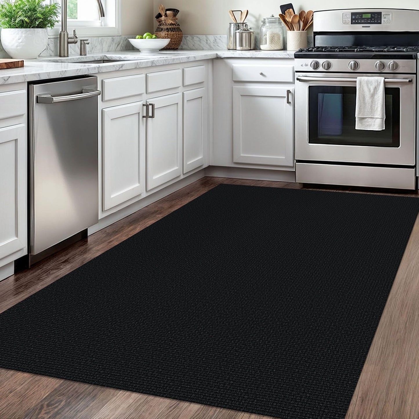 KOZYFLY Washable Area Rug 4x6 Ft Non Slip Rubber Backed Rugs for Entryway Bedroom Throw Rugs Boho Entry Rug, Cotton Braided Floor Carpet for Dining Room Living Room, Black
