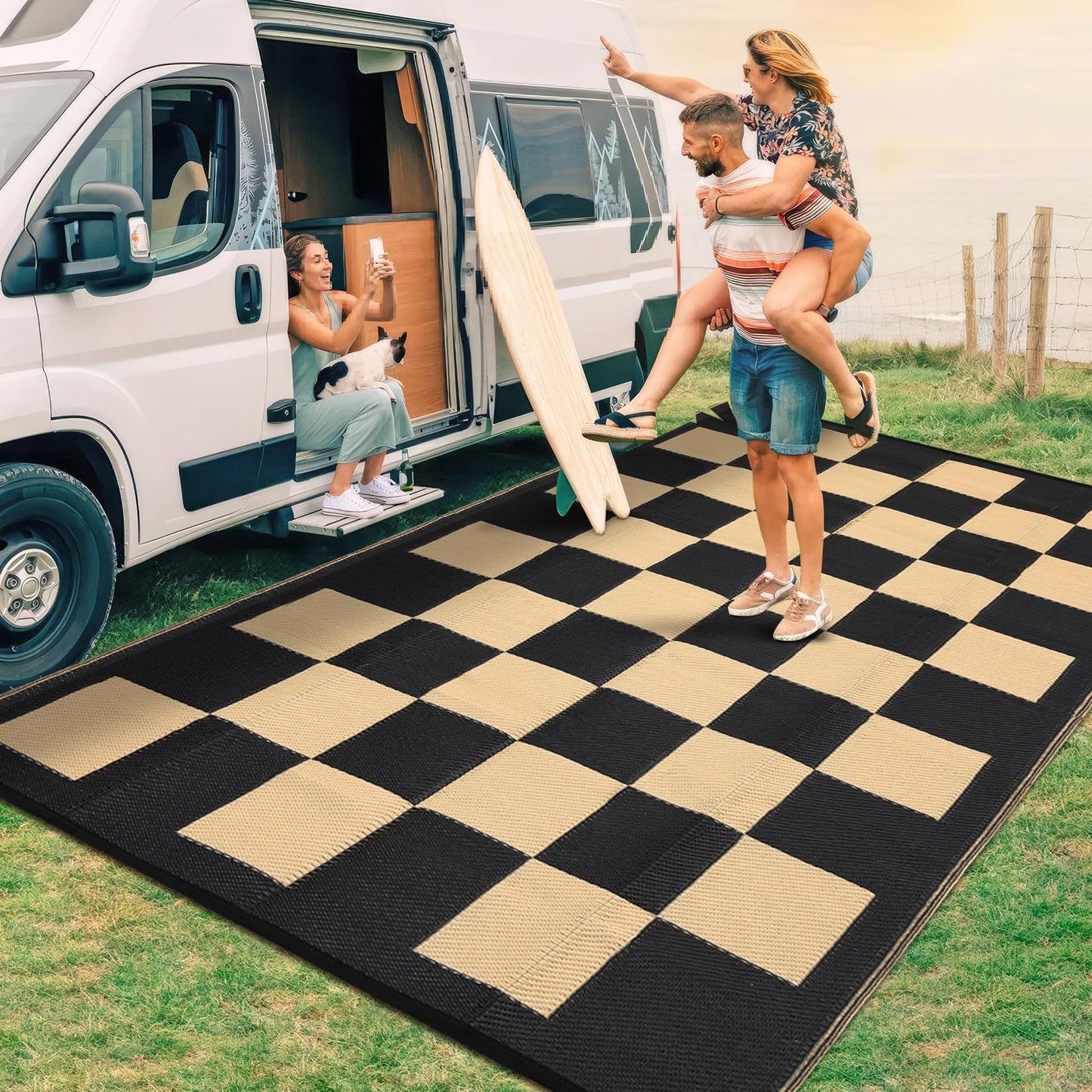 8 * 10ft Checkerboard Outdoor Rug, Reversible Woven Plastic Straw Patio Mat, Portable Floor Mat, Checkered Camping Carpet with Corner Loops for RV, Deck, Picnic, Balcony, Black & Brown