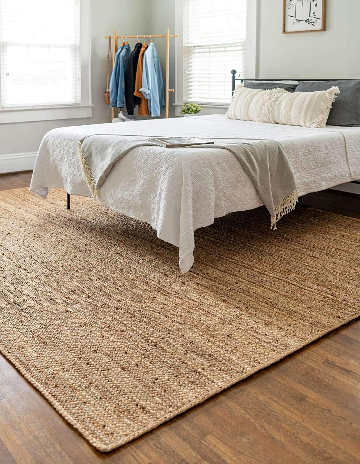 SISOSU Jute Braided Area Rug, Handcrafted Traditional Farmhouse Carpet for Living Room, Bedroom, Dining Room & Entryway, Natural Home Décor, Eco-Friendly, 8 x 10 Feet