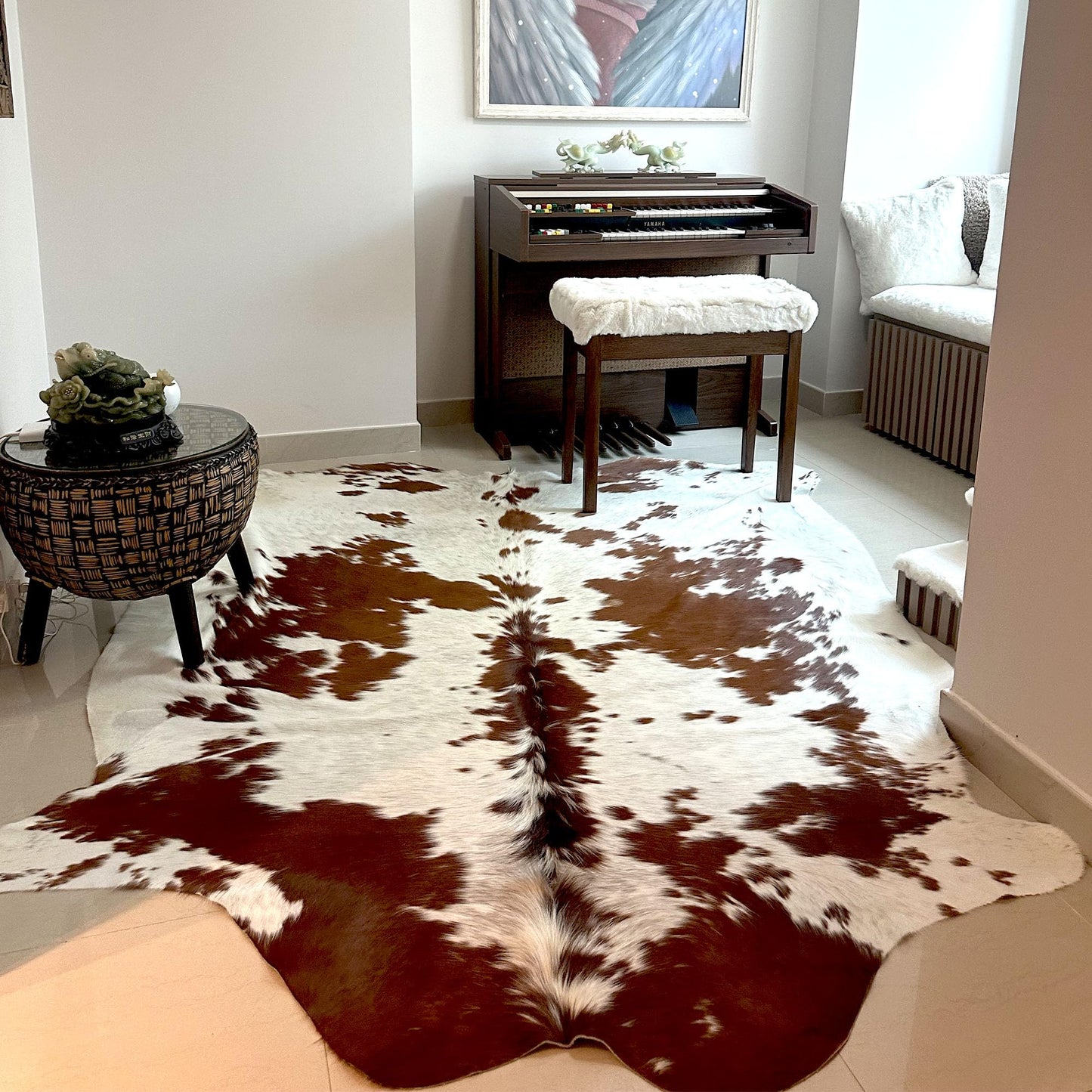 Appaloosa Cowhides Genuine Cowhide Rug - Natural Leather Hide Rugs for Living Room & Area Rug for Bedroom - Real Cowhides Rug for Rustic Home Decor - Chromatic Brown & White Cowhide Rugs, 6x6-7ft