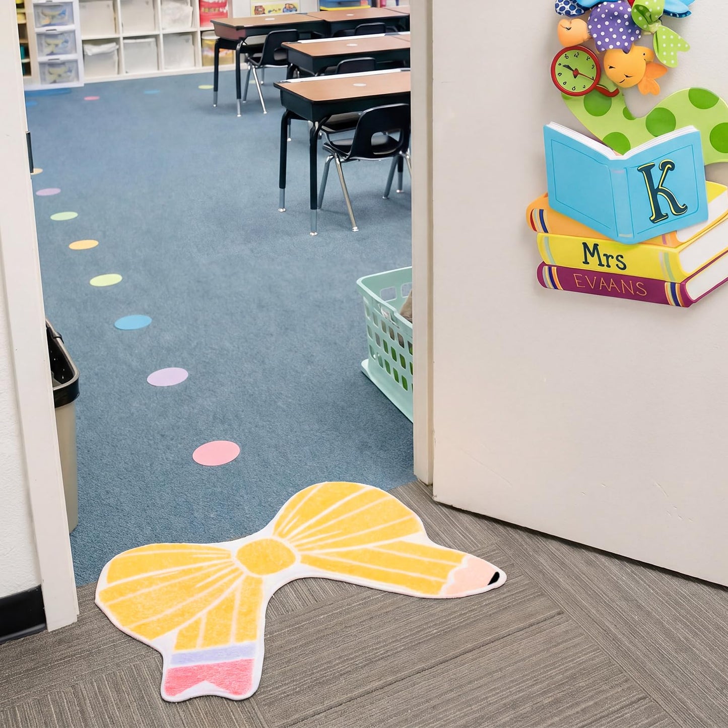 Breling Pencil Bow Classroom Door Mat Non-Slip Back to School Welcome Door Mat Soft Washable Polyester Fiber Area Rug for Preschool Kindergarten Reading Corner Teacher School Classroom Decorations