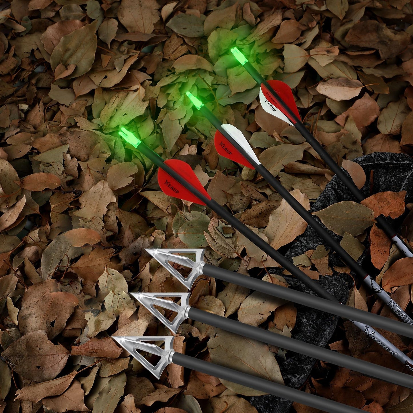 KEAUP 31 inch 100% Carbon Arrows and Broadheads .244/6.2mm Lighted Nocks Set, 6 Pack Hunting Compound Bow and Recurve Bow Shaft Spine 300/350/400/500 (Spine 400, Red)