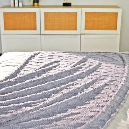 Jacquard Boho Fleece Throw Blanket-Cozy Fluffy Soft Lightweight Fuzzy Blanket for Sofa, Couch, Bed, Chair & Car, Gifts for Teen Girls, Women & Men, Home and Dorm Decor, Light Gray, 50" x 70"