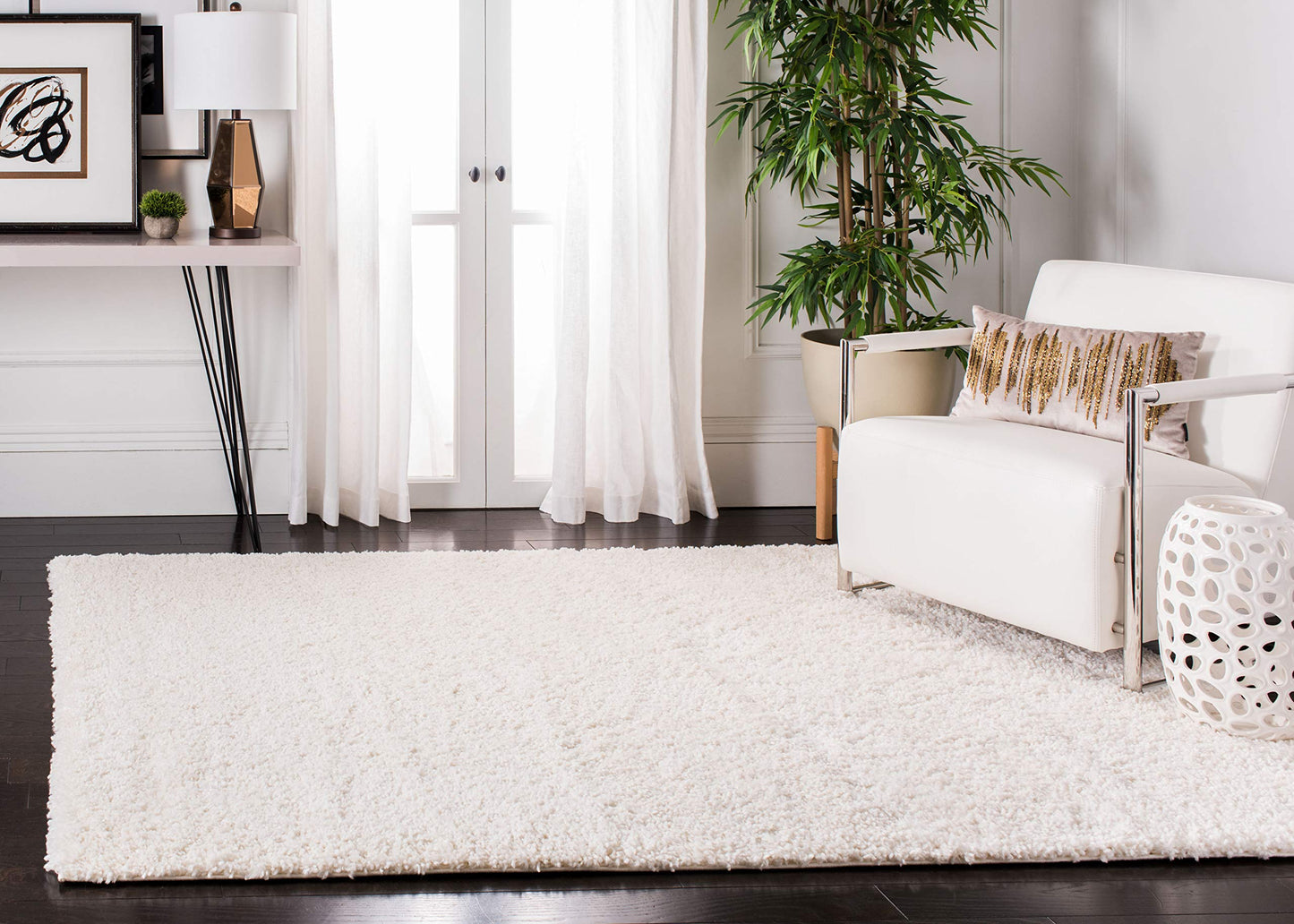 SAFAVIEH Fontana Shag Collection Accent Rug - 4' x 6', Ivory, Solid Design, Non-Shedding & Easy Care, 2-inch Thick Ideal for High Traffic Areas in Entryway, Living Room, Bedroom (FNT800A)
