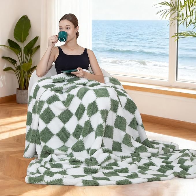 Ultra Soft Jacquard Shaggy Fleece Throw Blanket, Lightweight Warm and Plush, Cozy Couch and Travel Blanket, Multiple Colors and Sizes, Year Round Comfort, 50x60 Inches