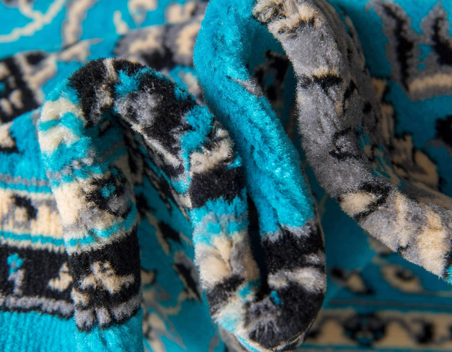 Unique Loom Sialk Hill Collection Area Rug - Washington (4' 1" x 6' 1" Rectangle, Turquoise/ Black)