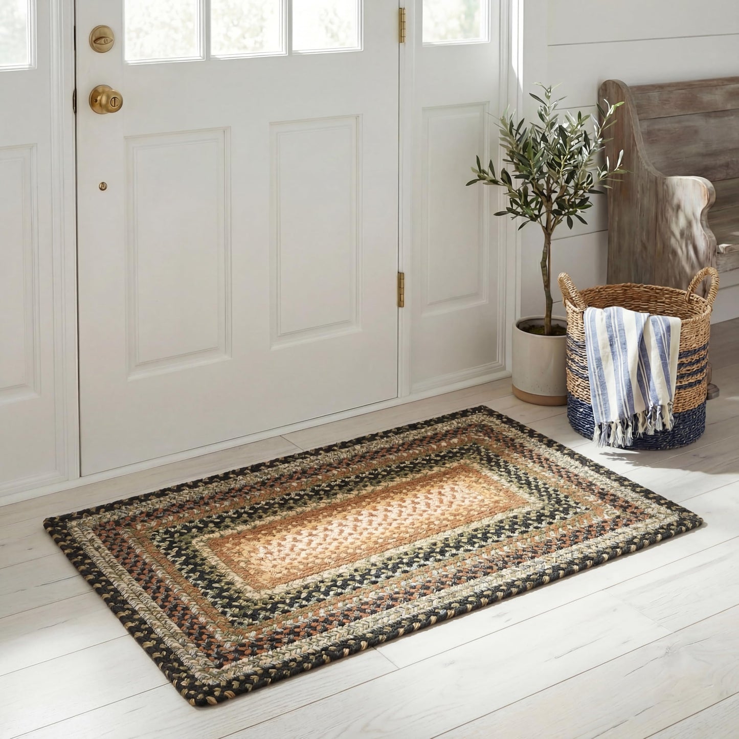 SAFAVIEH Washable Rug Outdoor Braided Collection - 2' x 3', Multi, Handmade & Reversible, Non-Shedding & Easy to Clean, Ideal for Entryway, Patio, Kitchen, Mudroom, Front Door (BRD308A)