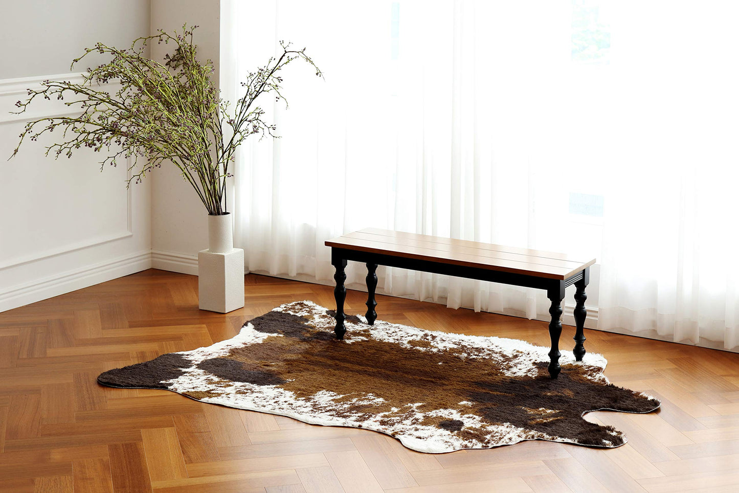 CONBEN Faux Cowhide Rug Large (4.3ft x 5.6ft) - Non-Slip Backing, Cow Print Decor - Fireplace Hearth Rug, Wall Art Farmhouse, Western Floor Rugs for Living Room, Bedroom, Dining Area or Office
