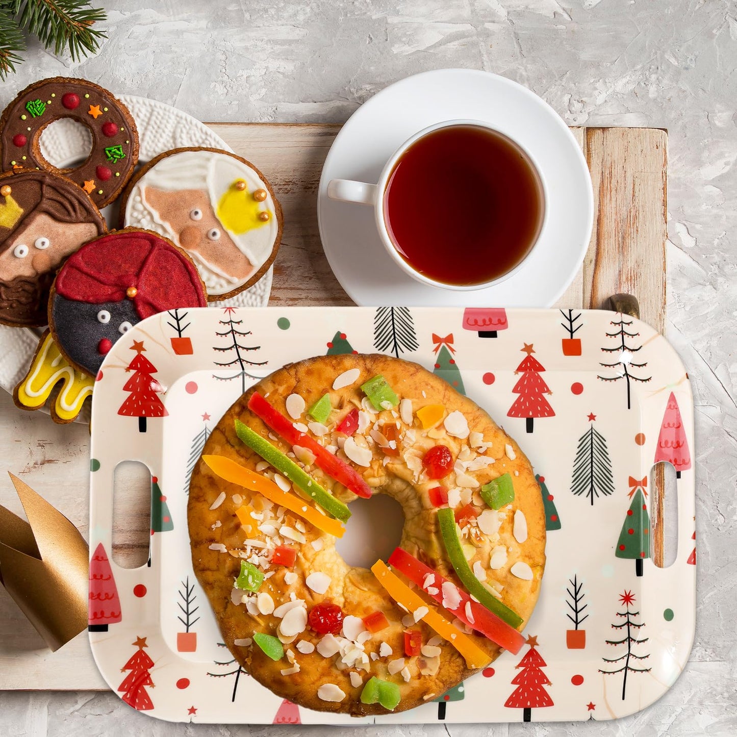 JarThenaAMCS 3Pcs Christmas Boho Serving Trays 16.4 x 11 Inch Xmas Tree Ball Snowflake Platter with Handles Reusable Serving Dishes for Winter Birthday Party Sharing Snacks Fruit Dessert