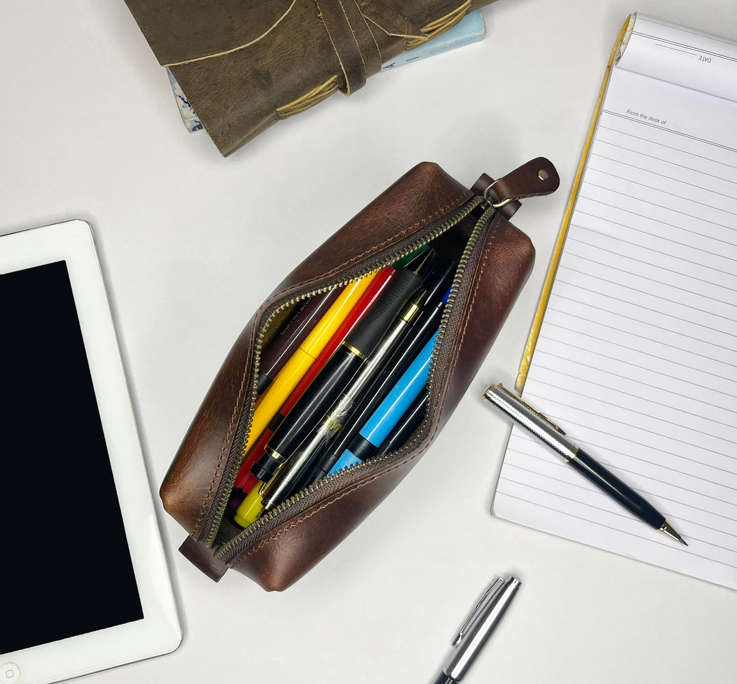 RUSTIC TOWN Leather Pencil Case - Handcrafted Full-Grain Zipper Leather Pen Pencil Holder - Elegant & Practical Pencil Pouch for Work & Office