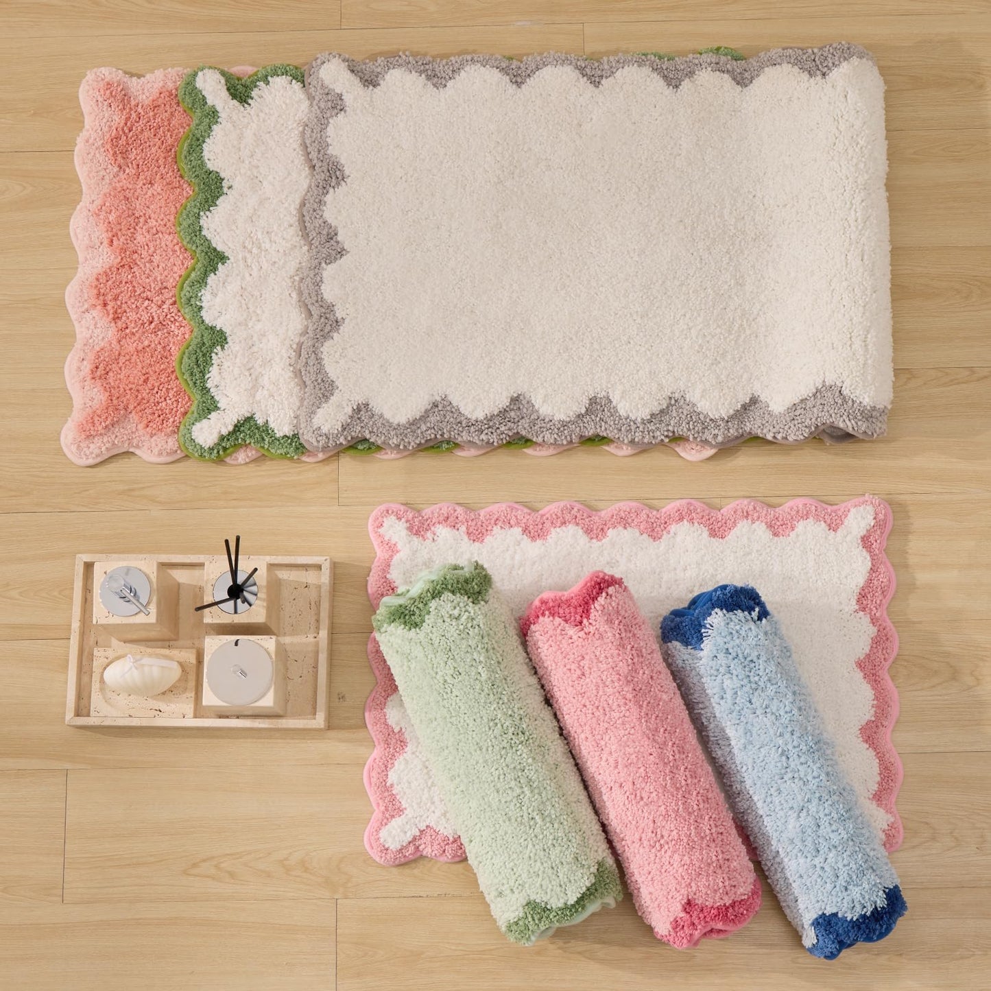 ORTIGIA Cute Pink Scalloped Bath Mat, Fun Plush Microfiber Scallop Bathroom Rugs Non Slip Washable Quick Dry Absorbent, Bathmat Bath Rug Carpet for Shower Stall Vanities Kitchen Floor Entrance, 20x32