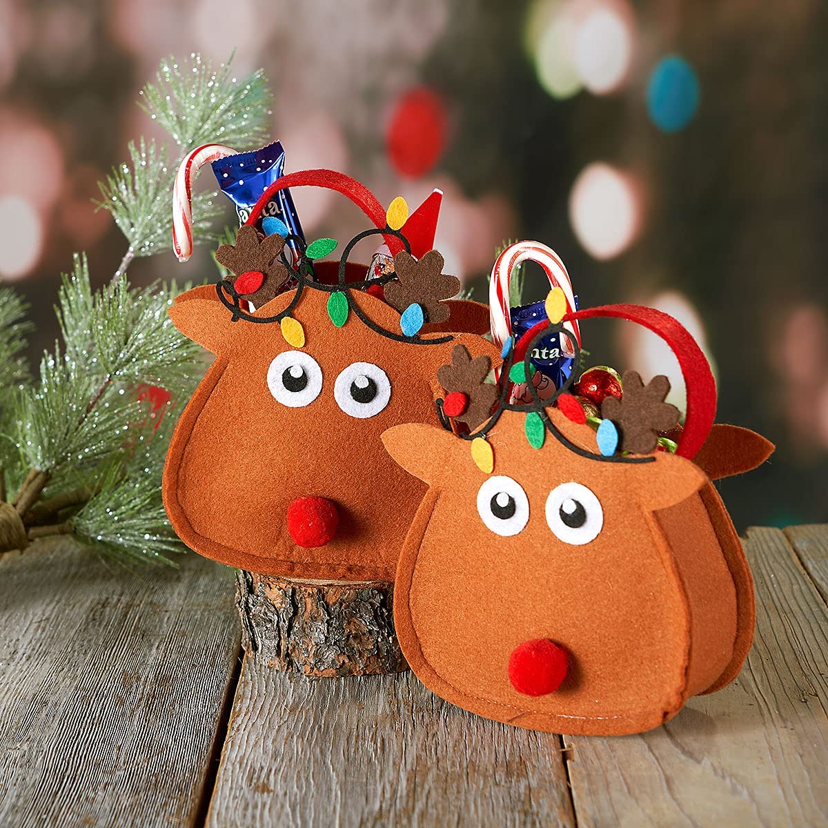 Reindeer Felt Christmas Treat Bags, Set of 6 Small Gift Bags, 5.25 inch by 6.75 inch, for Children Holiday Parties Teachers Decorations