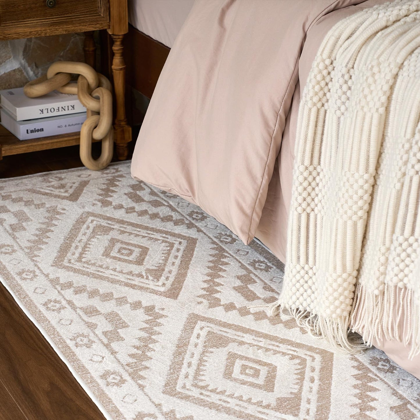 RAMEFILD Moroccan Washable Entryway Rug 2x3, Geometric Woven Area Rug, Non-Slip Boho Accent Soft Low-Pile Front Door Mat Indoor Entrance, Small Throw Rug for Bathroom Front Porch, Cream/White