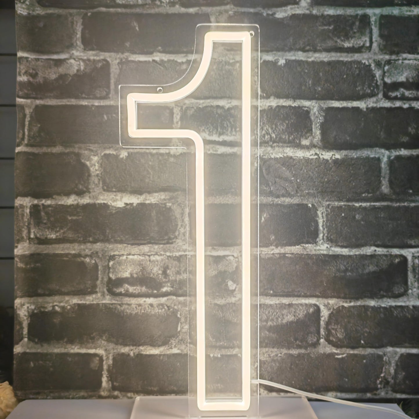 Lovewenying Neon Signs Number 1 Birthdays Decor Neon Lights One Party USB Plus Battery Case Light up Your Baby's First Birthday with Our Neon Number One Sign (Number 1-Warm White)