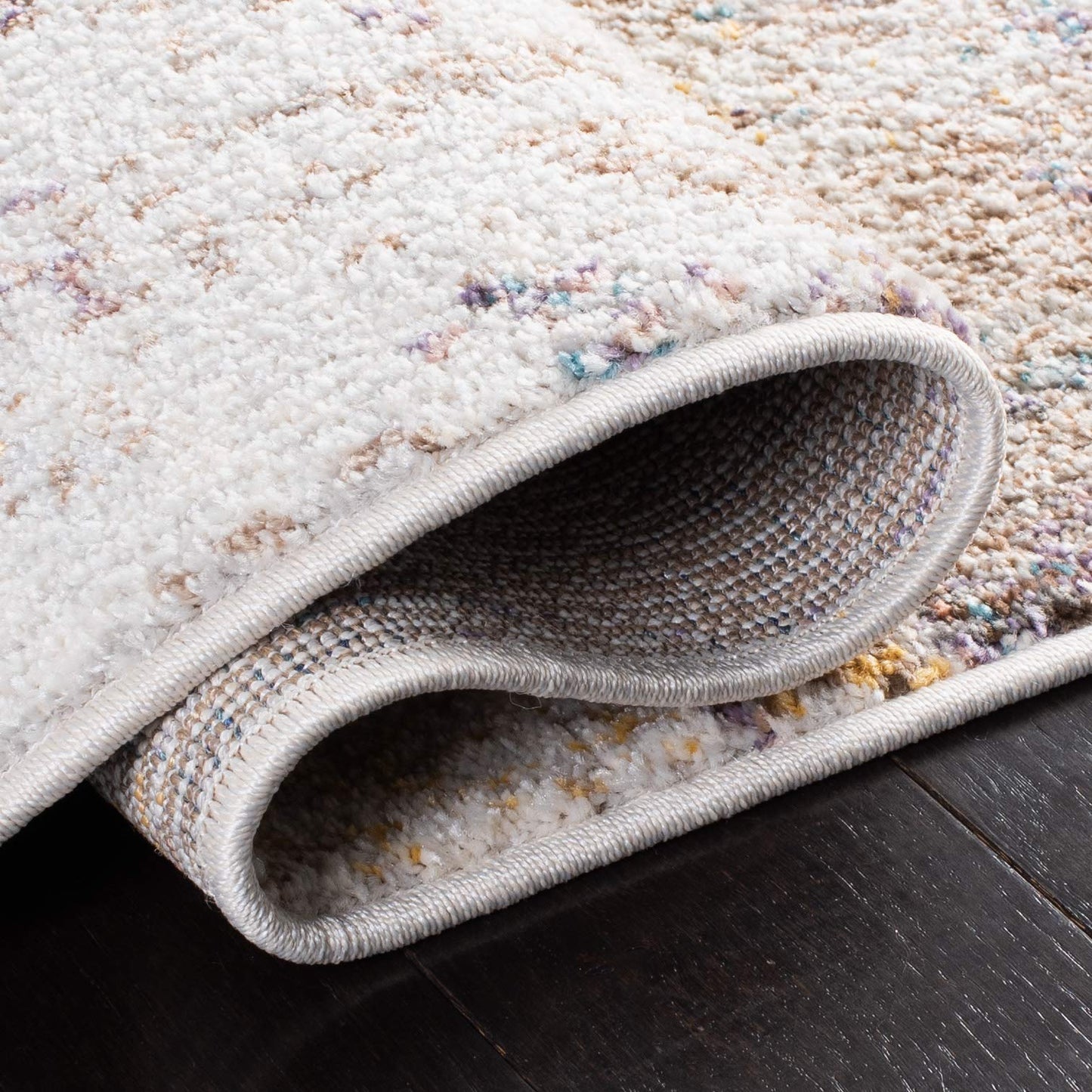SAFAVIEH Crystal Collection Accent Rug - 4'5" x 6'5", Ivory & Beige, Abstract Distressed Design, Non-Shedding & Easy Care, Ideal for High Traffic Areas in Entryway, Living Room, Bedroom (CRS318A)