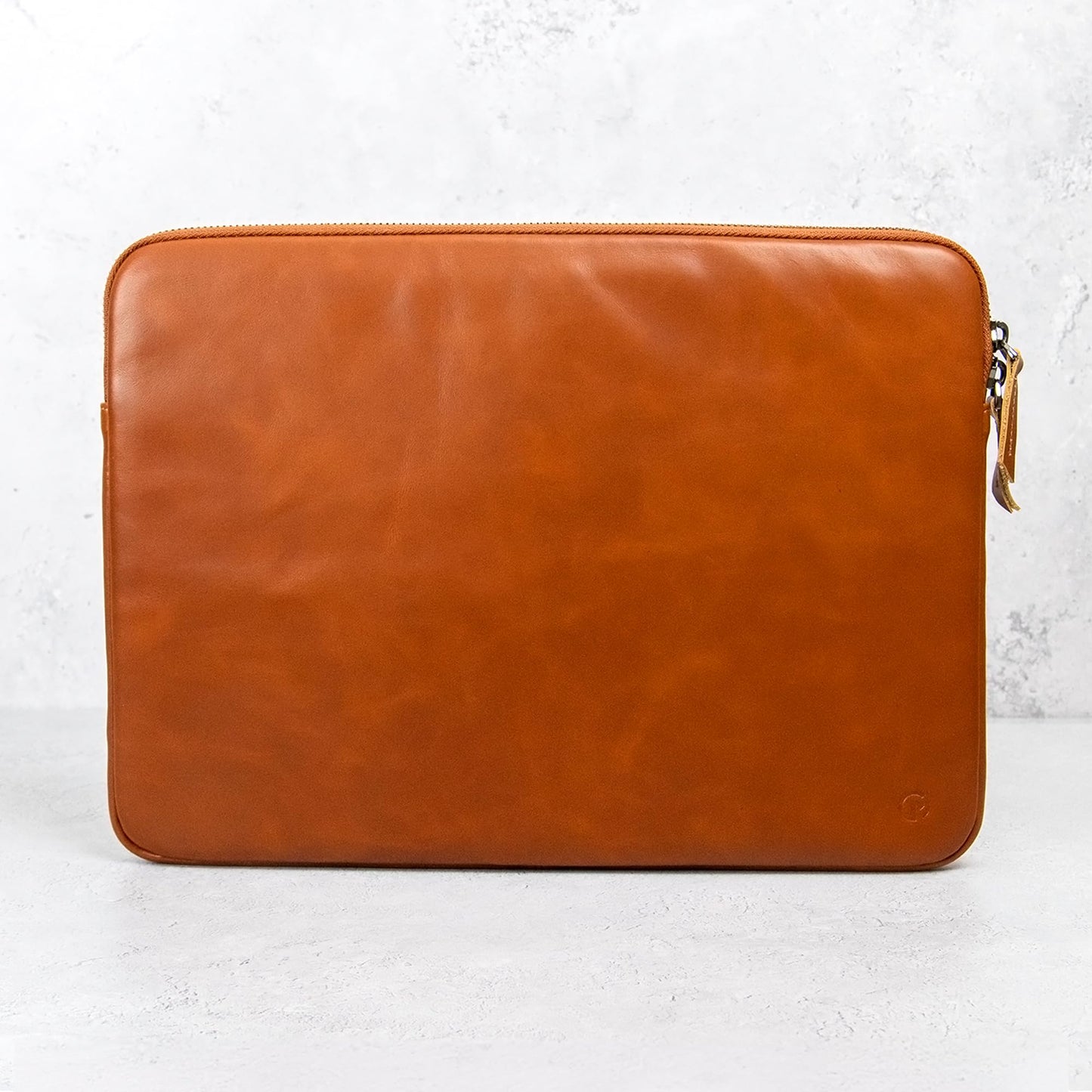 Casemade Real Leather Laptop Case/Zipped Folio Bag with Inner Pocket & Wool Lining Compatible with Apple MacBook, HP, Dell, Asus, Levovo (14 Inch - Tan)