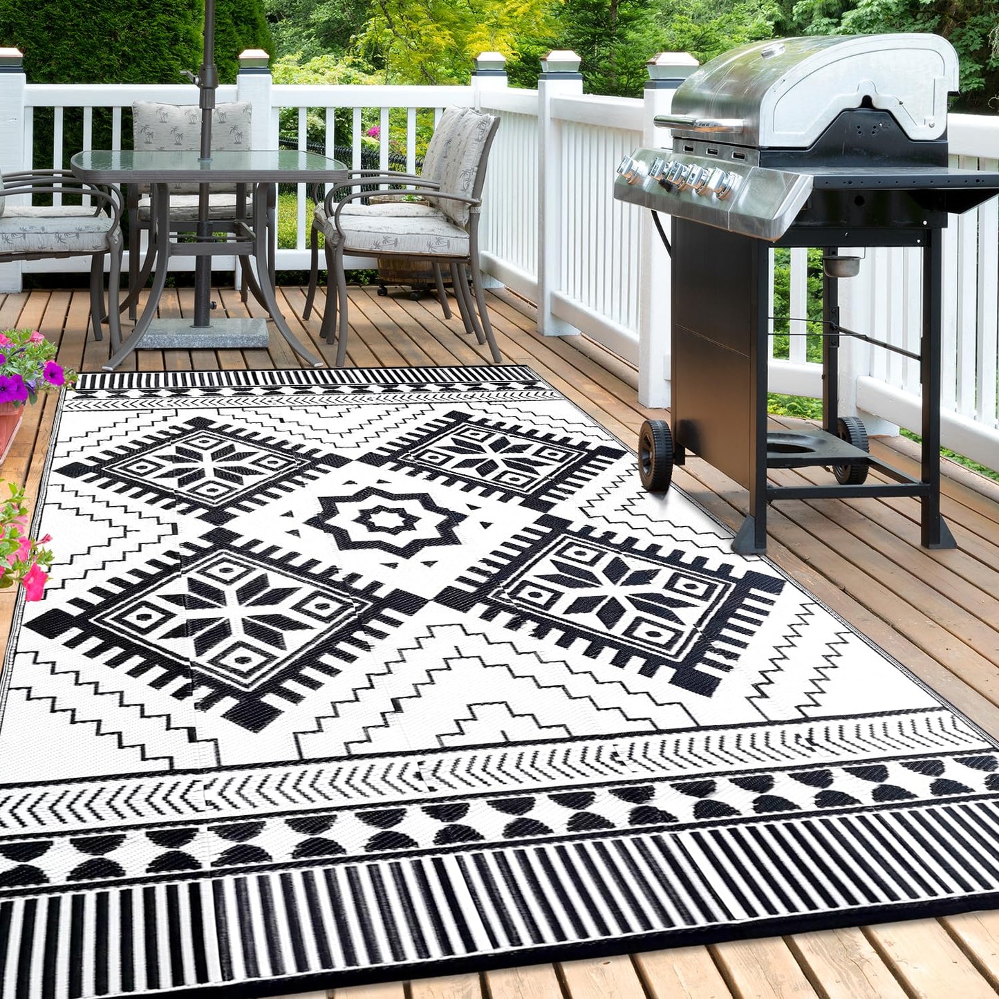 Waterproof Outdoor Rug 6x9ft, Boho Reversible Plastic Straw Mat for Patio RV Deck Porch Backyard Balcony Camping Picnic Beach Indoor Outdoor Carpet, Black&White